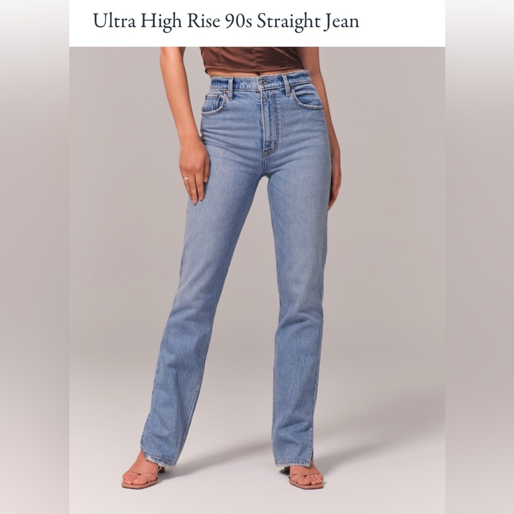 Ultra High Rise 90s Straight Jean - Size 25 Short
